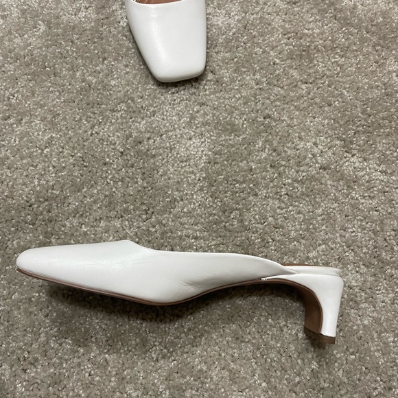 White elegant low heels - Picture 3 of 4